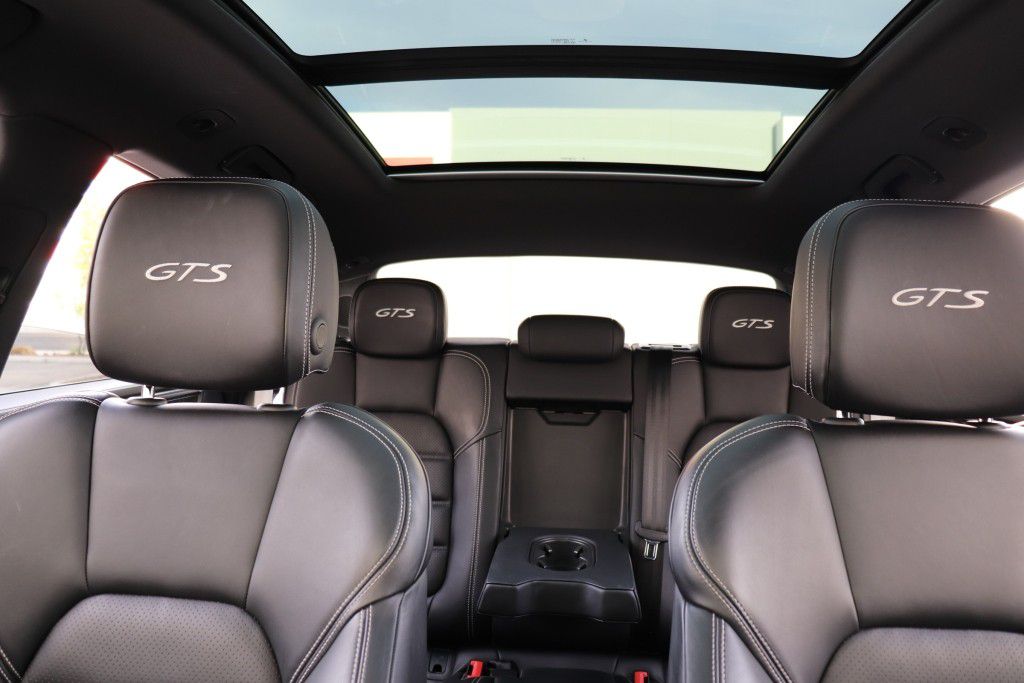 Photo 61 of this PORSCHE MACAN GTS