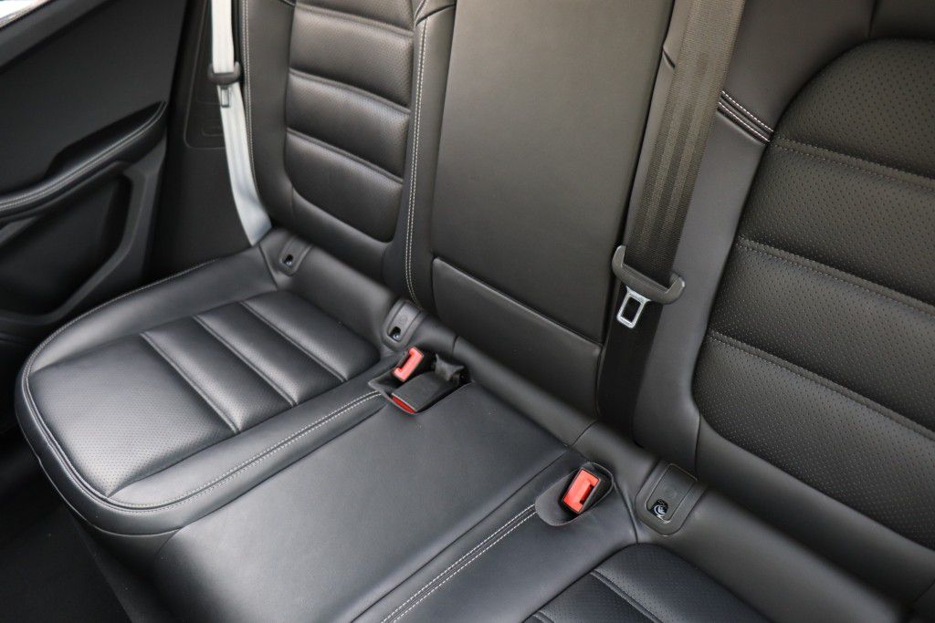 Photo 67 of this PORSCHE MACAN GTS