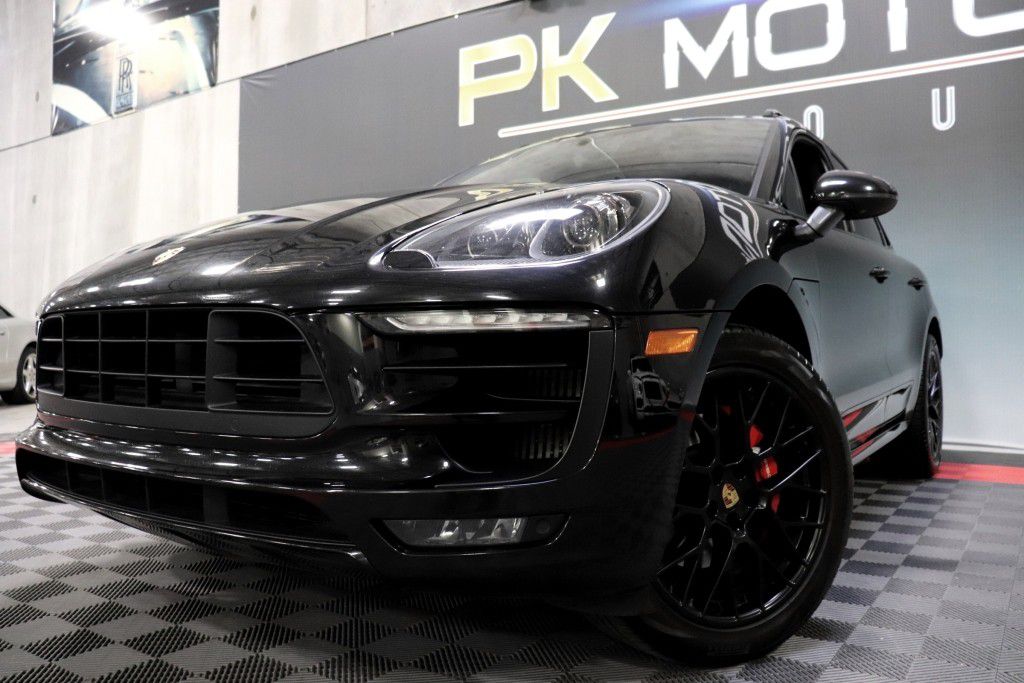 Photo 71 of this PORSCHE MACAN GTS