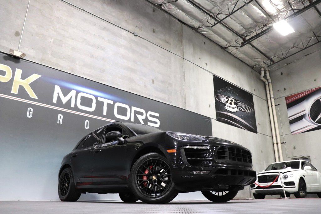 Photo 74 of this PORSCHE MACAN GTS