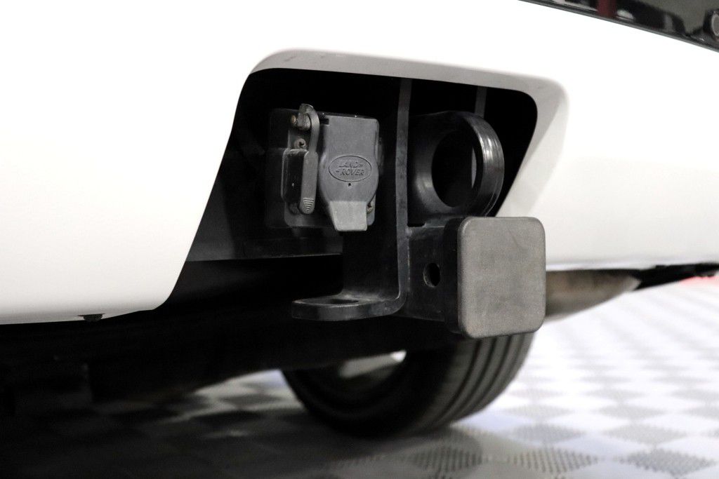 Photo 79 of this LAND ROVER DISCOVERY