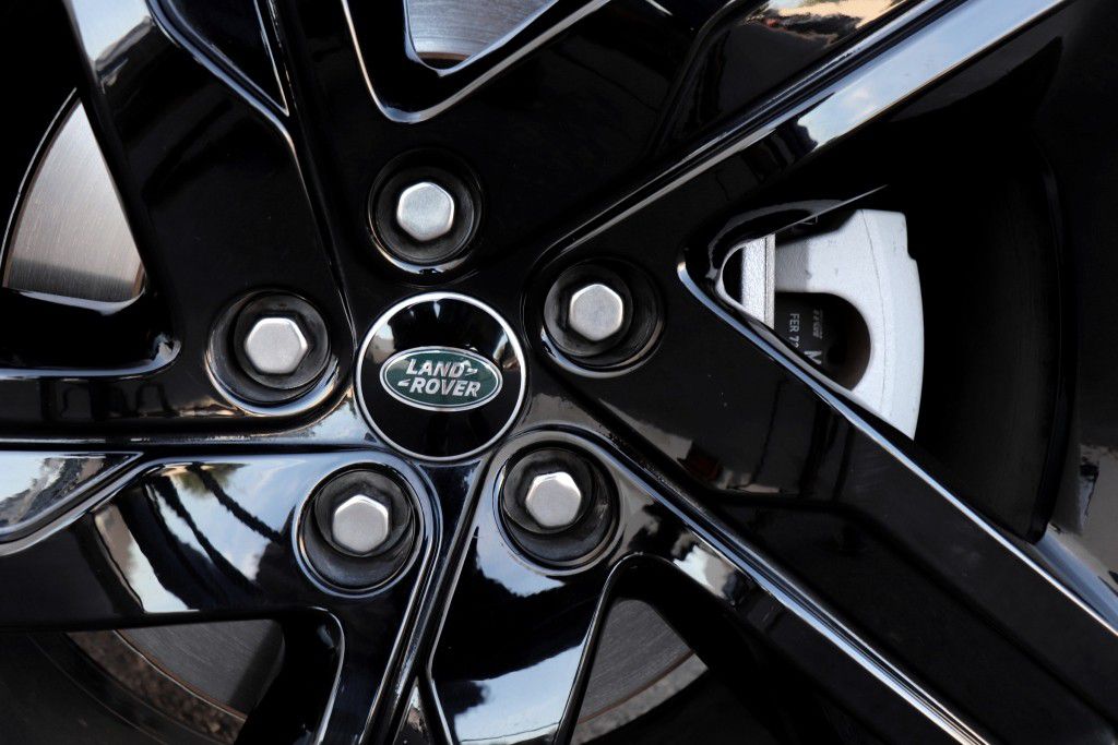 Photo 90 of this LAND ROVER DISCOVERY