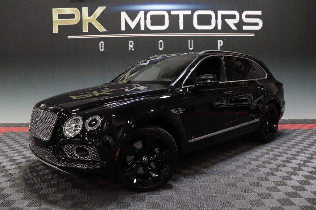 2017 BENTLEY BENTAYGA FIRST