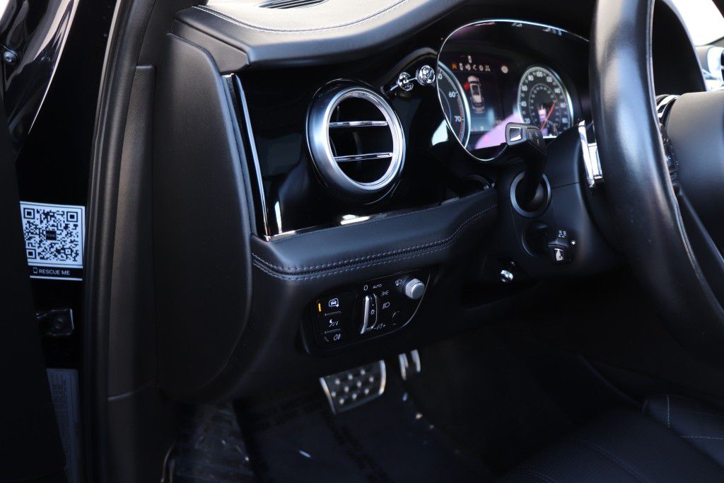 Photo 43 of this BENTLEY BENTAYGA FIRST