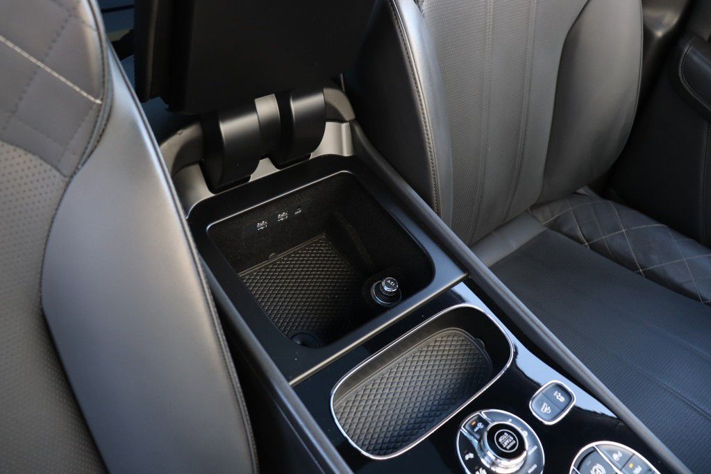 Photo 57 of this BENTLEY BENTAYGA FIRST