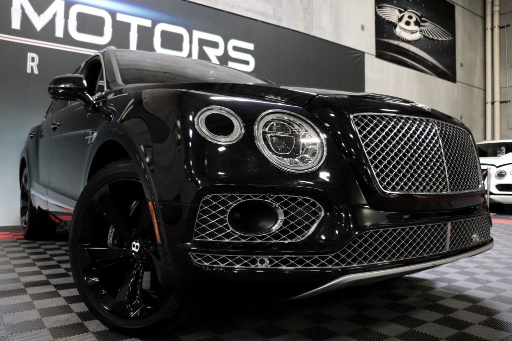 Photo 78 of this BENTLEY BENTAYGA FIRST