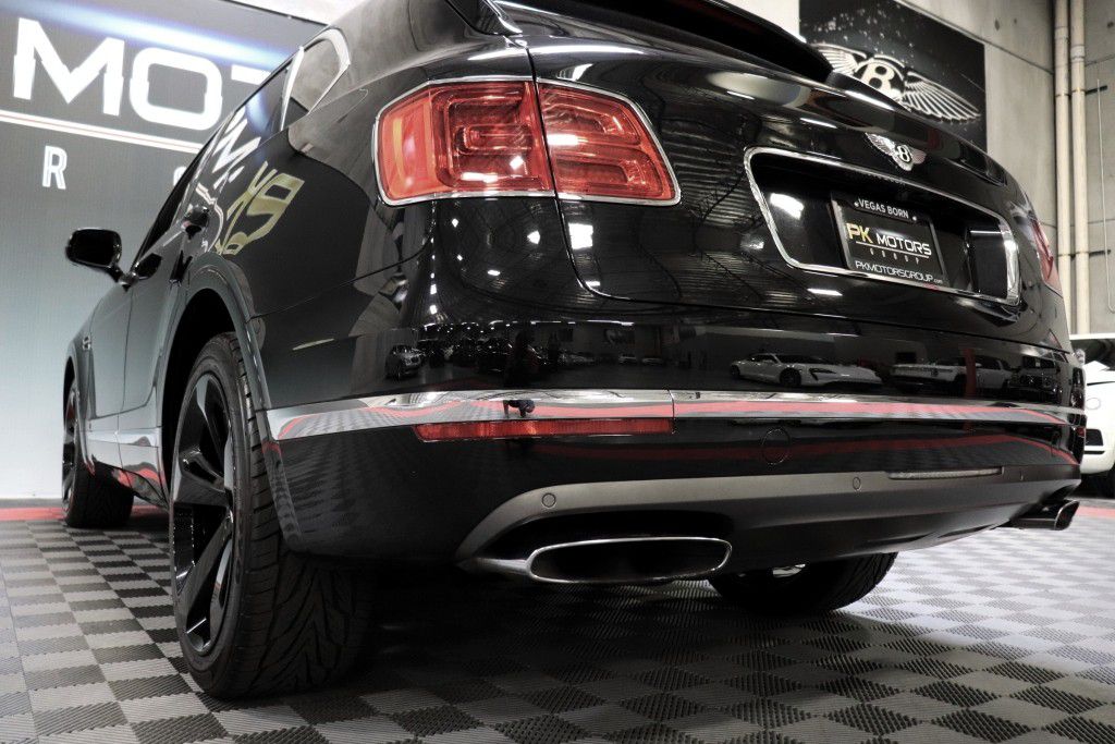 Photo 84 of this BENTLEY BENTAYGA FIRST