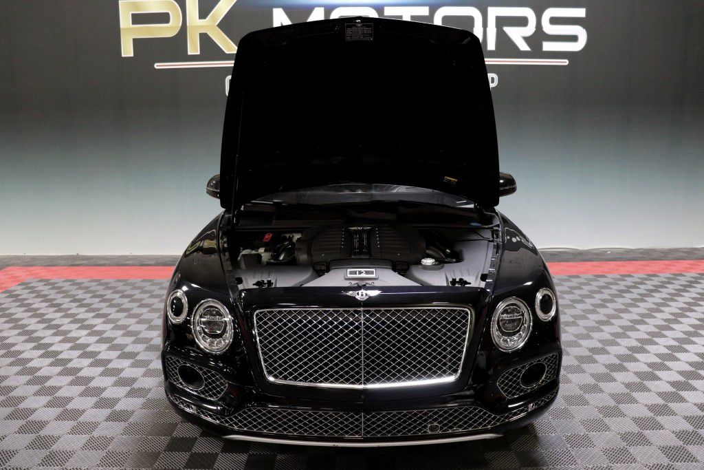 Photo 89 of this BENTLEY BENTAYGA FIRST