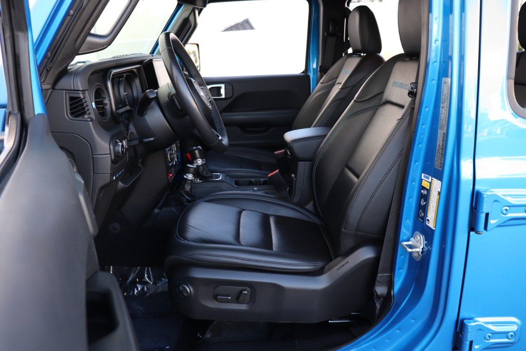 Photo 19 of this JEEP WRANGLER RUBICO