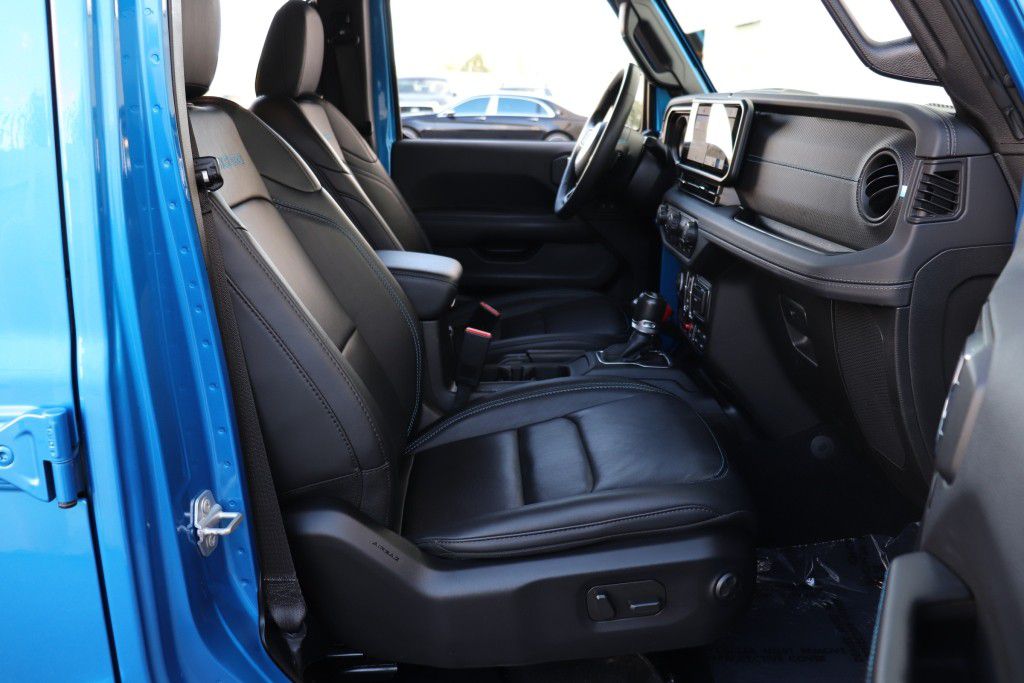 Photo 36 of this JEEP WRANGLER RUBICO