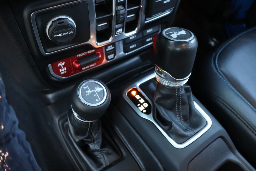 Photo 56 of this JEEP WRANGLER RUBICO