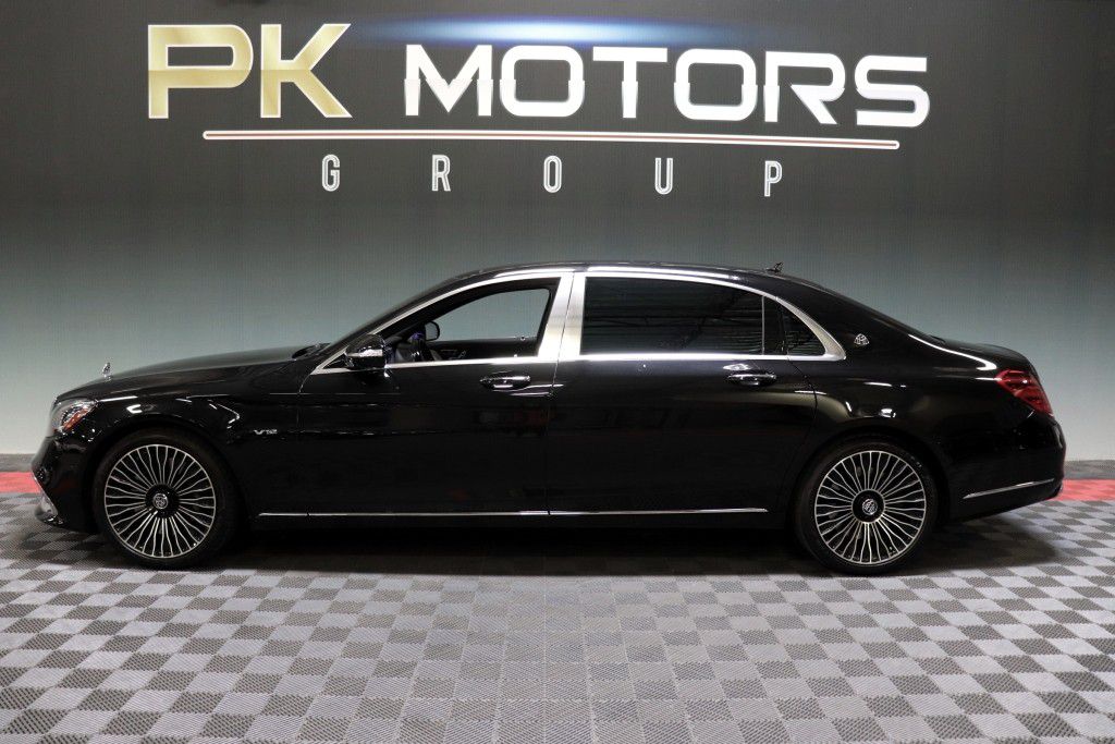 Photo 4 of this MERCEDES-BENZ MAYBACH S650