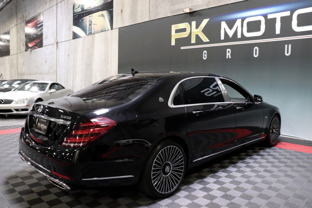 Photo 10 of this MERCEDES-BENZ MAYBACH S650