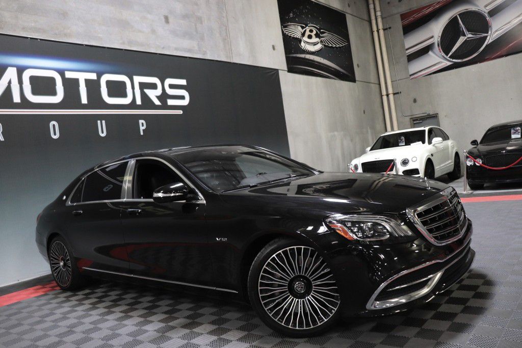 Photo 12 of this MERCEDES-BENZ MAYBACH S650
