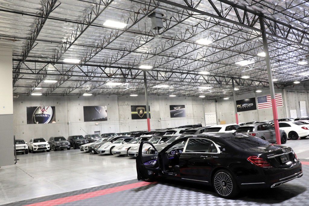 Photo 16 of this MERCEDES-BENZ MAYBACH S650