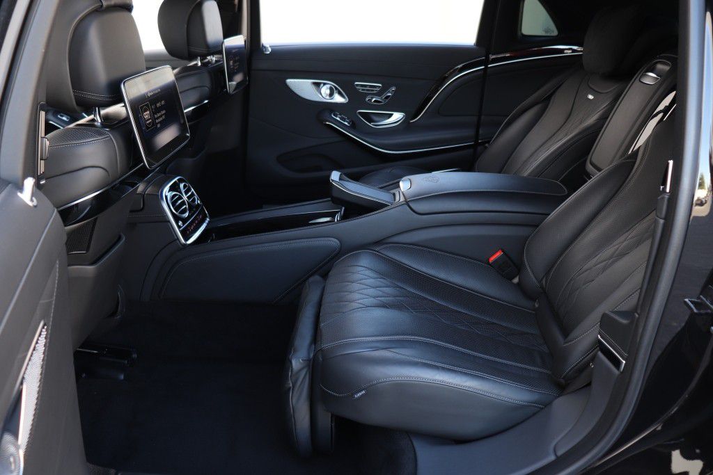 Photo 22 of this MERCEDES-BENZ MAYBACH S650
