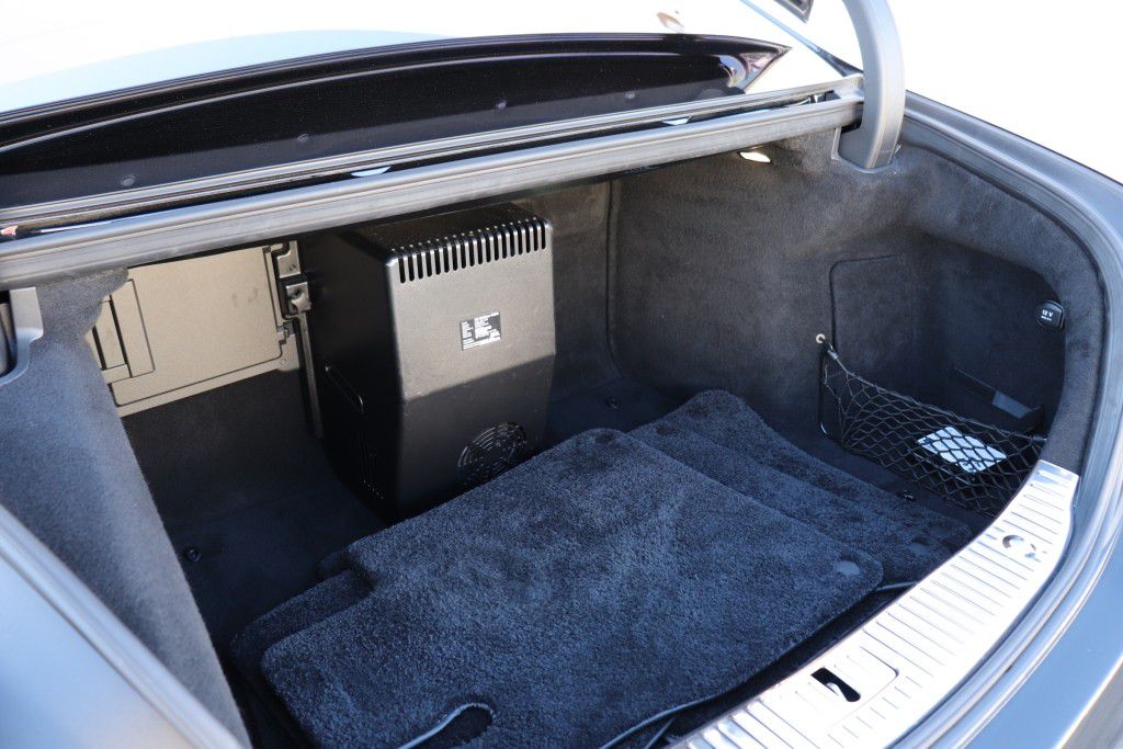 Photo 25 of this MERCEDES-BENZ MAYBACH S650