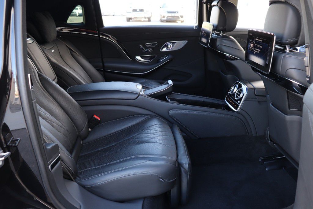 Photo 29 of this MERCEDES-BENZ MAYBACH S650