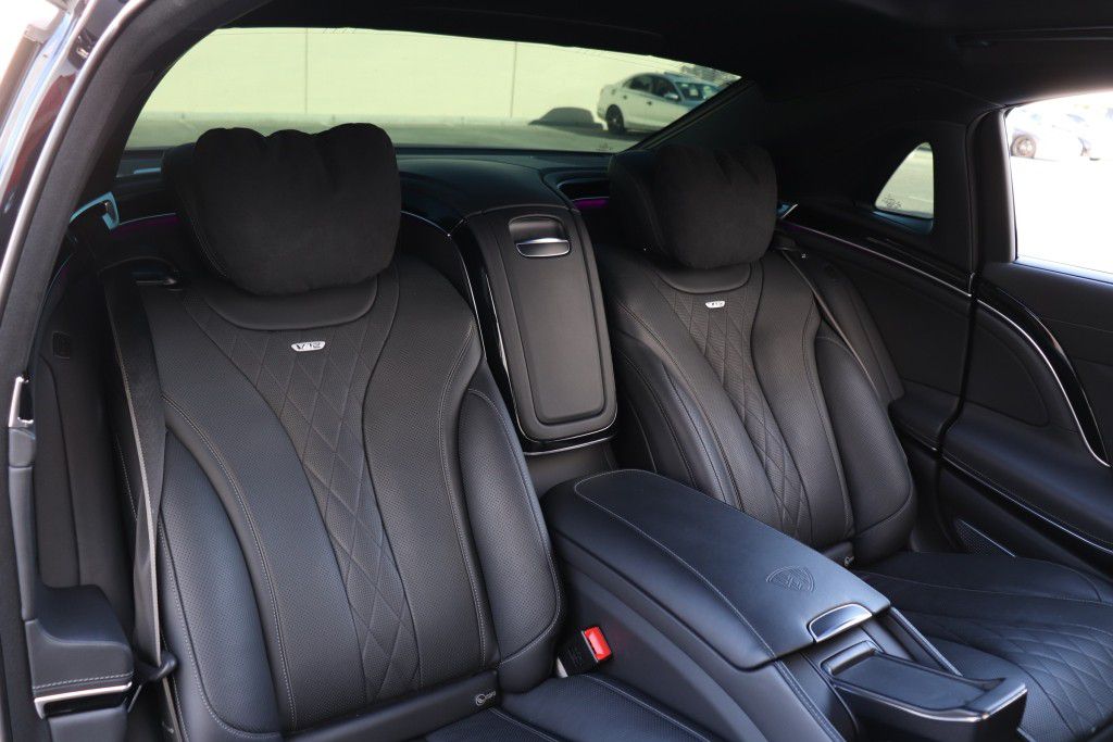Photo 30 of this MERCEDES-BENZ MAYBACH S650