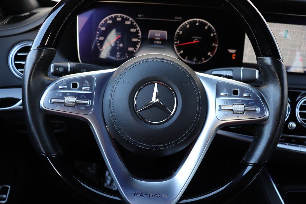 Photo 42 of this MERCEDES-BENZ MAYBACH S650
