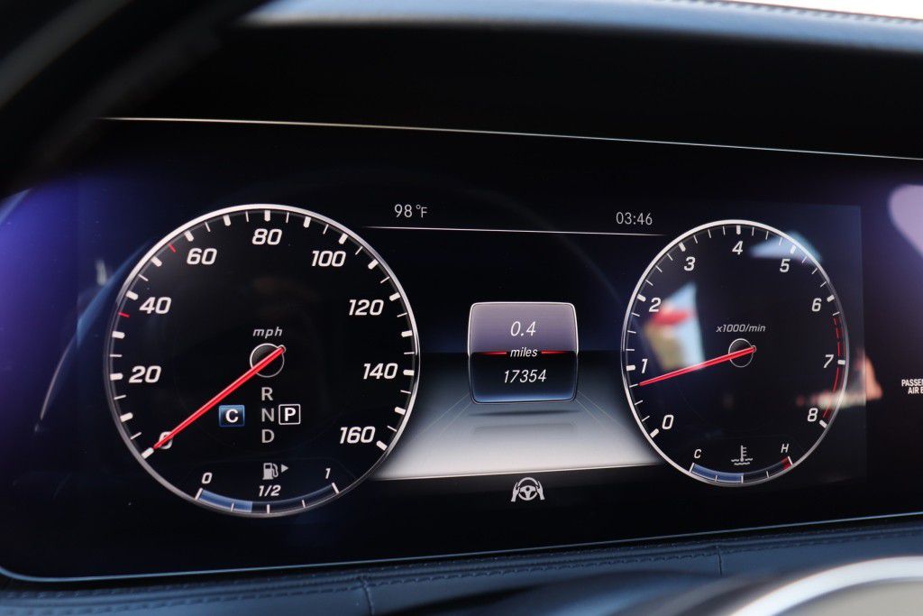 Photo 45 of this MERCEDES-BENZ MAYBACH S650