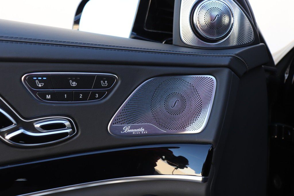 Photo 61 of this MERCEDES-BENZ MAYBACH S650