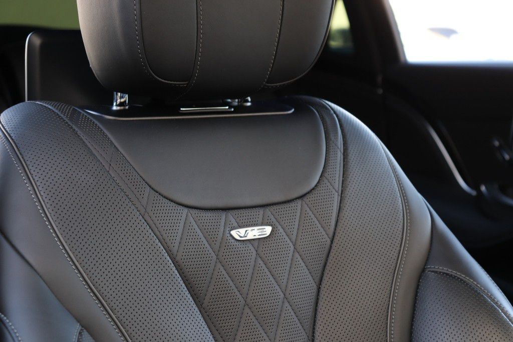 Photo 68 of this MERCEDES-BENZ MAYBACH S650