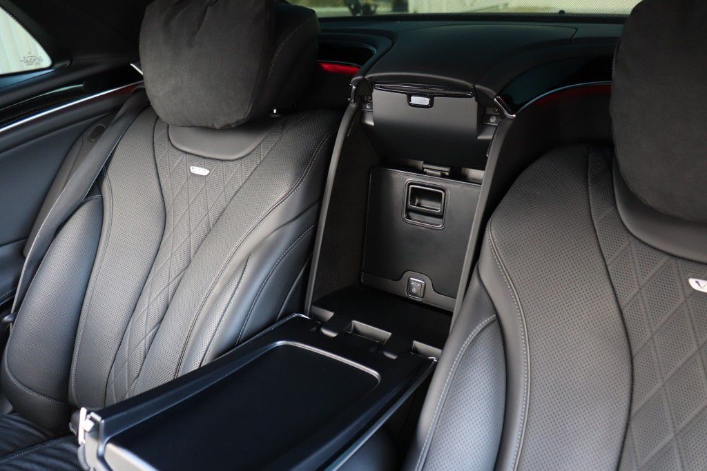 Photo 70 of this MERCEDES-BENZ MAYBACH S650