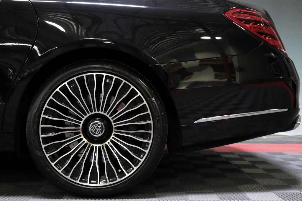 Photo 88 of this MERCEDES-BENZ MAYBACH S650