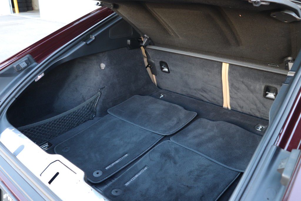 Photo 25 of this PORSCHE PANAMERA