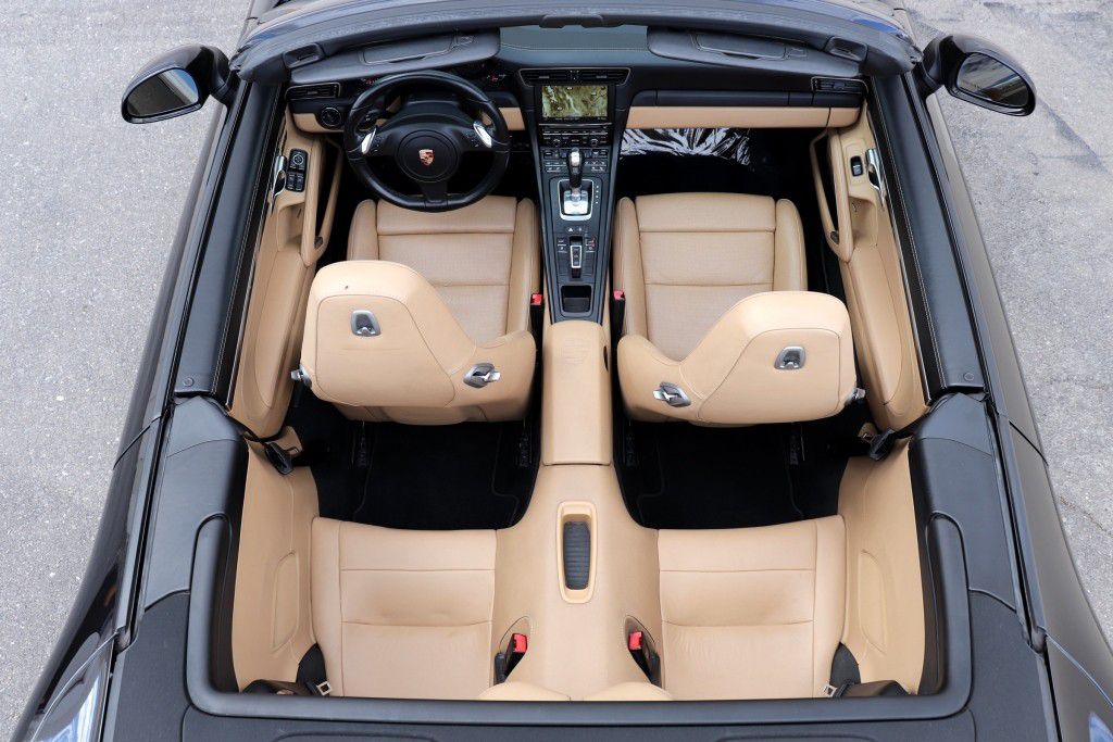 Photo 3 of this PORSCHE 911 CARRERA