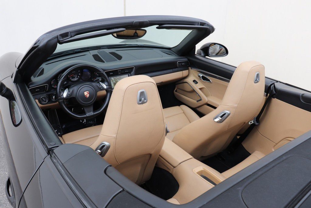 Photo 19 of this PORSCHE 911 CARRERA
