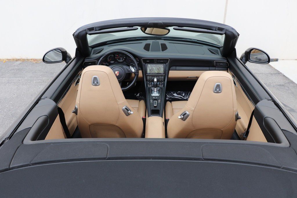 Photo 20 of this PORSCHE 911 CARRERA