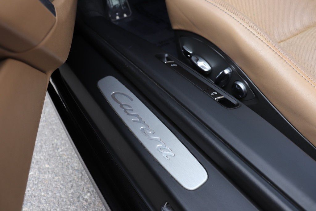 Photo 23 of this PORSCHE 911 CARRERA