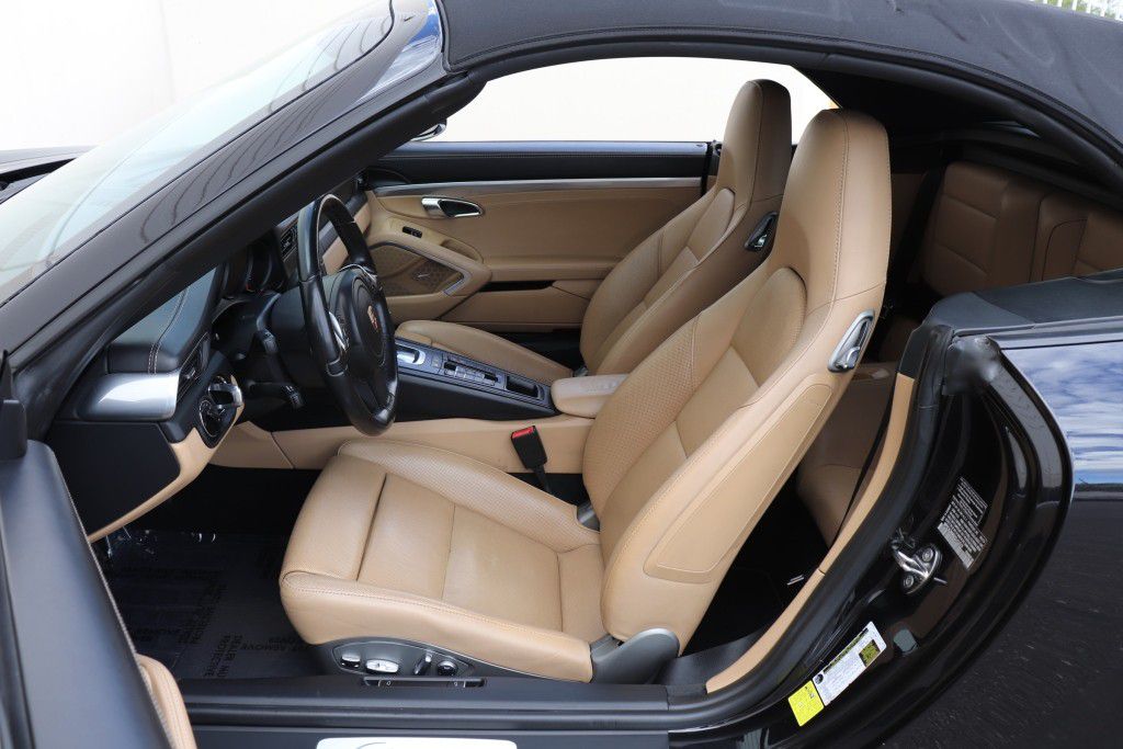 Photo 24 of this PORSCHE 911 CARRERA