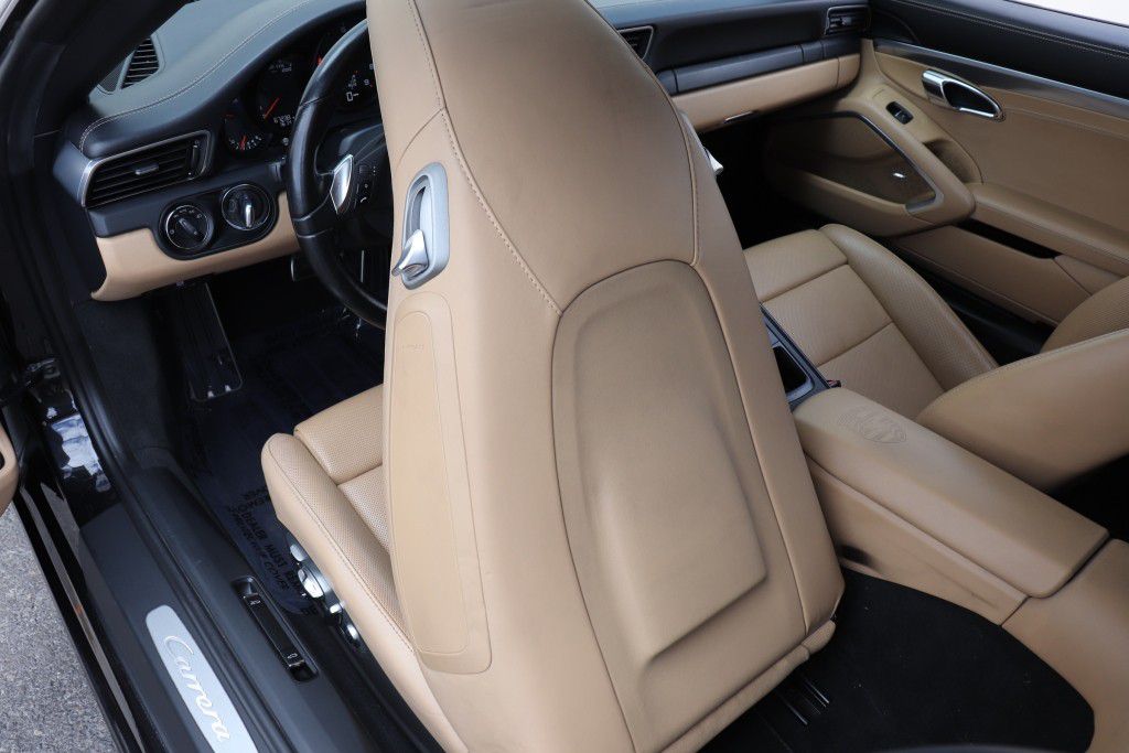 Photo 26 of this PORSCHE 911 CARRERA