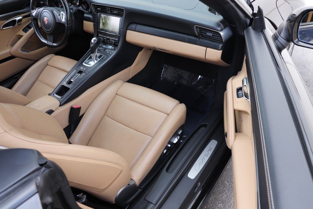 Photo 30 of this PORSCHE 911 CARRERA