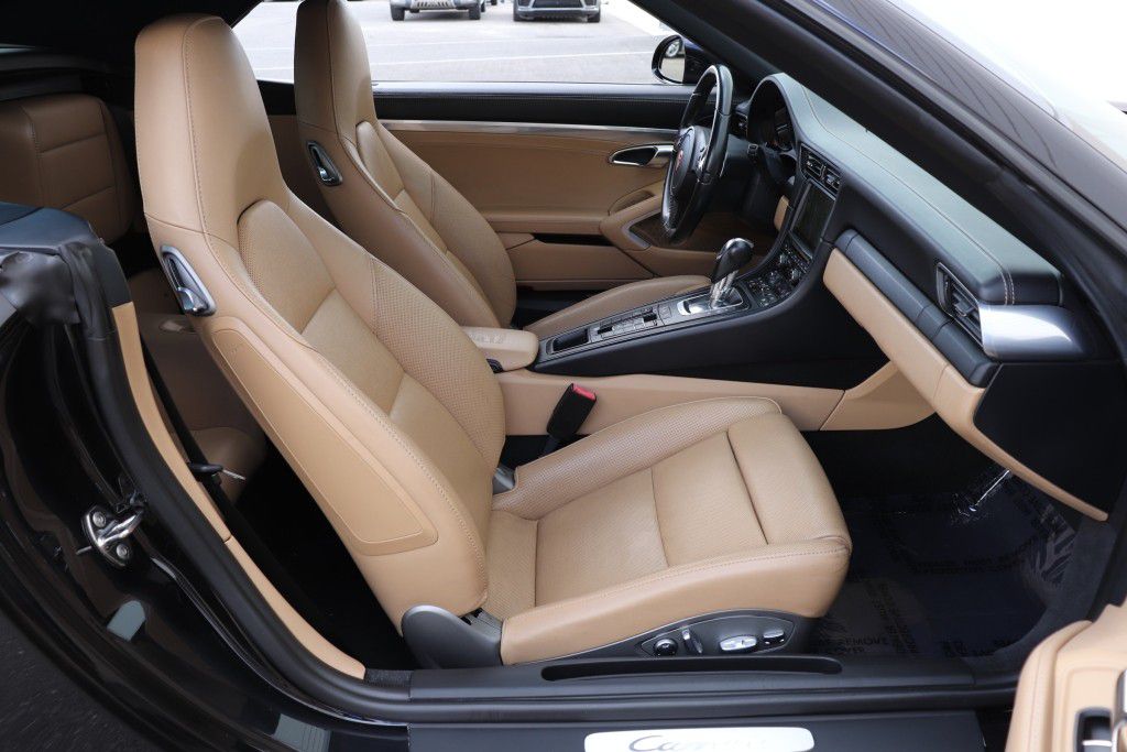 Photo 32 of this PORSCHE 911 CARRERA