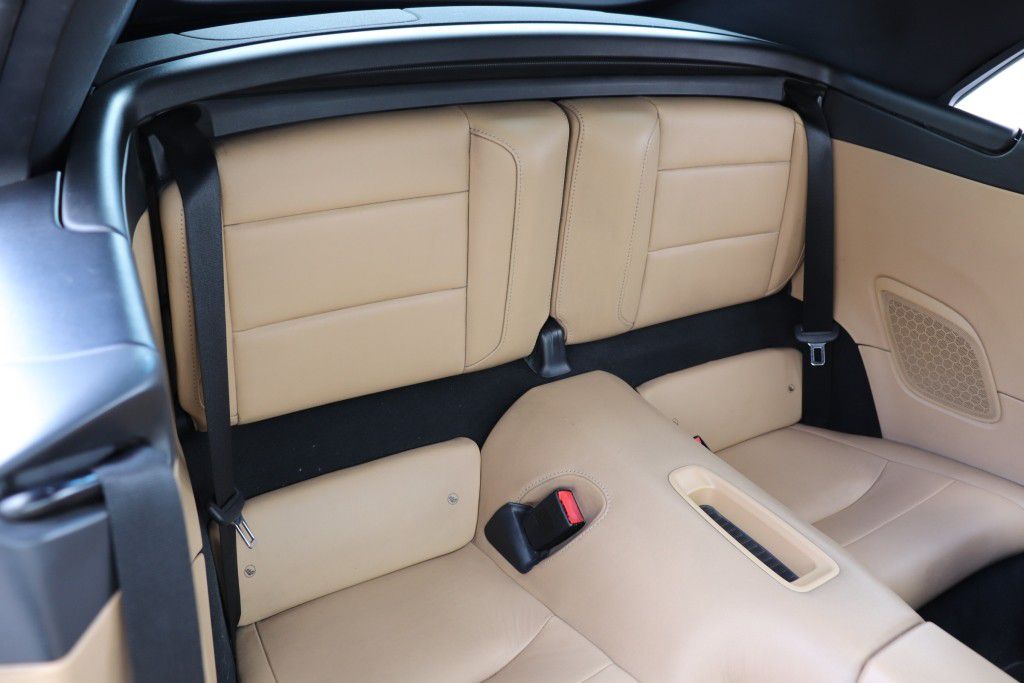 Photo 37 of this PORSCHE 911 CARRERA