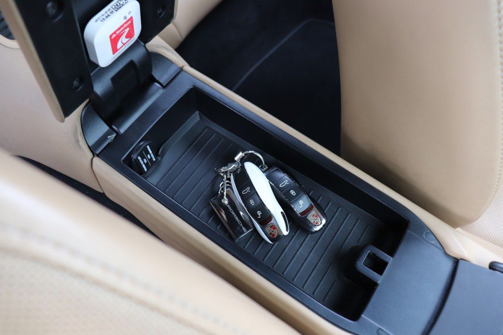 Photo 61 of this PORSCHE 911 CARRERA