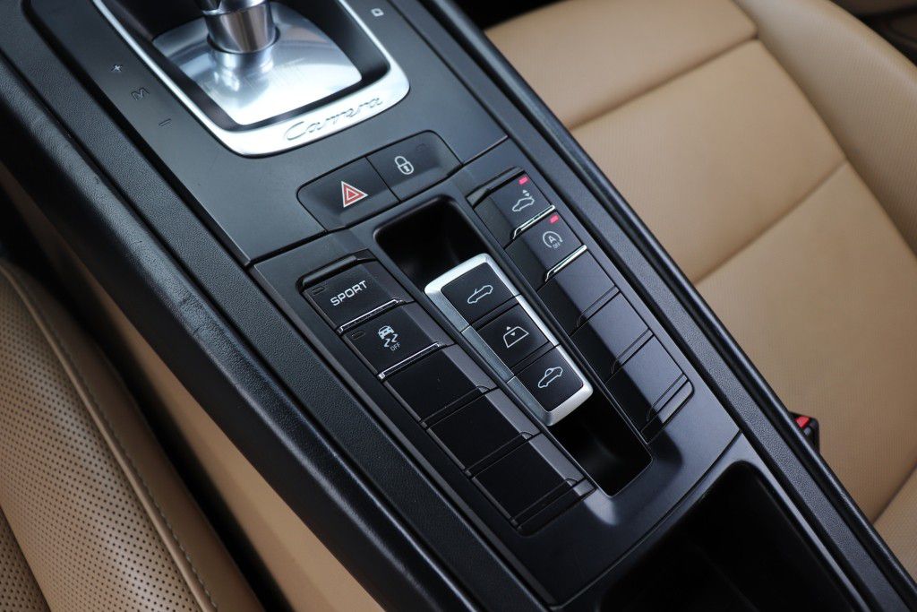 Photo 64 of this PORSCHE 911 CARRERA
