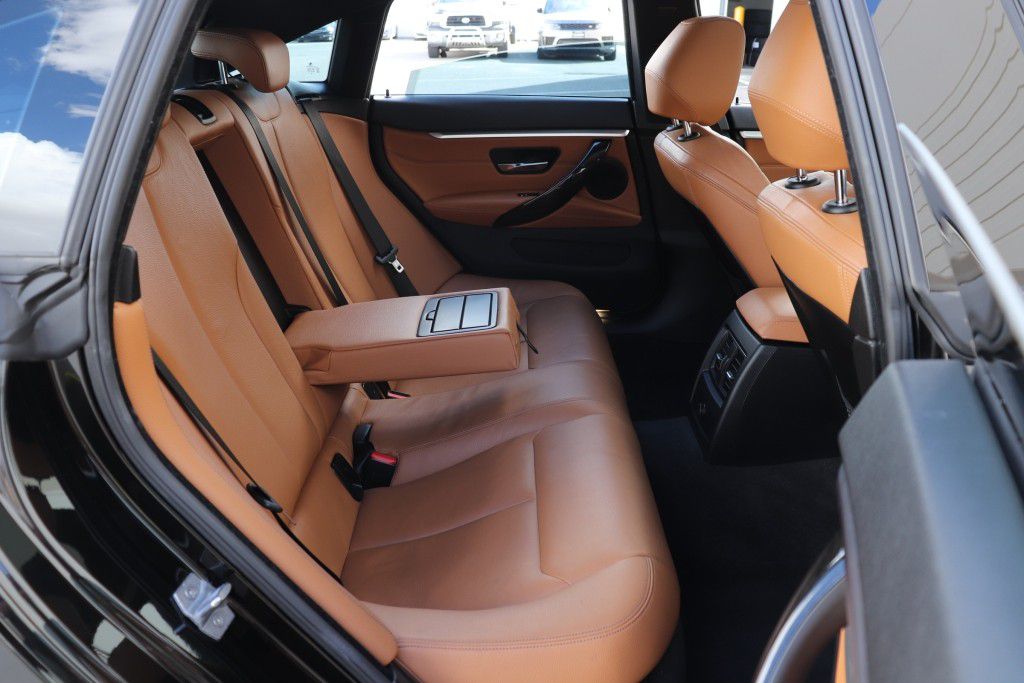 Photo 28 of this BMW 430I GRAN COUPE