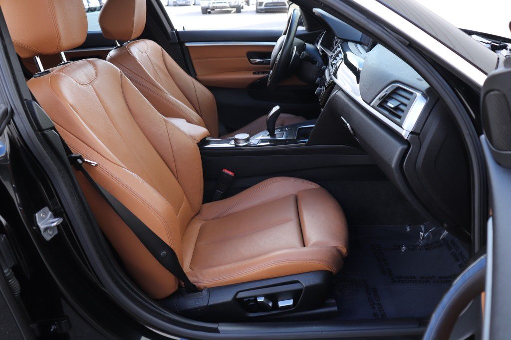 Photo 32 of this BMW 430I GRAN COUPE