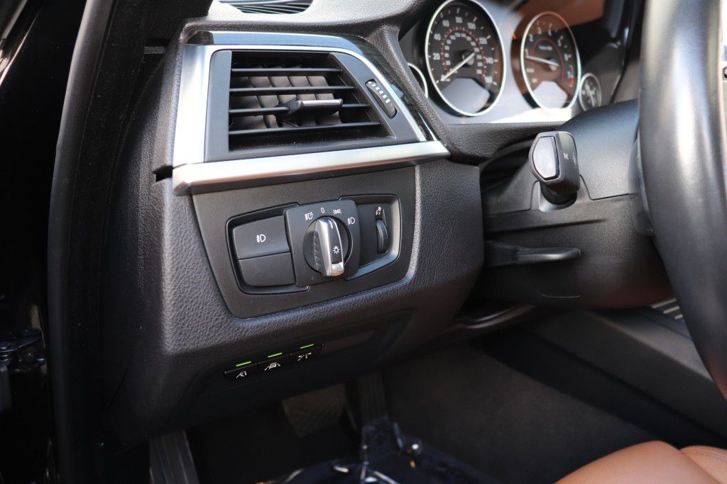 Photo 37 of this BMW 430I GRAN COUPE