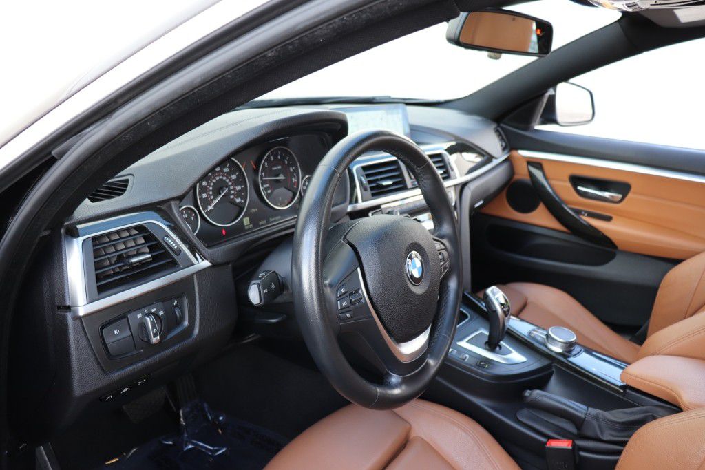 Photo 49 of this BMW 430I GRAN COUPE