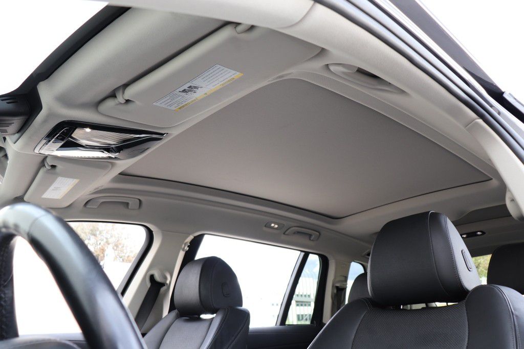 Photo 72 of this BMW X7 XDRIVE40I