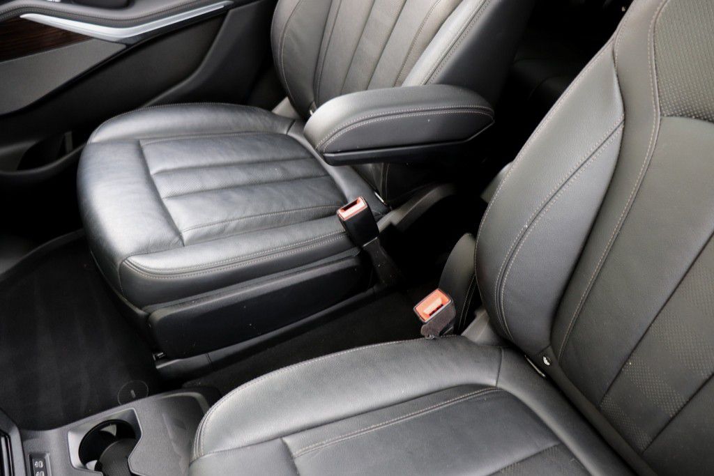 Photo 73 of this BMW X7 XDRIVE40I