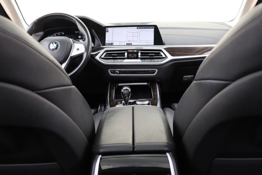 Photo 75 of this BMW X7 XDRIVE40I