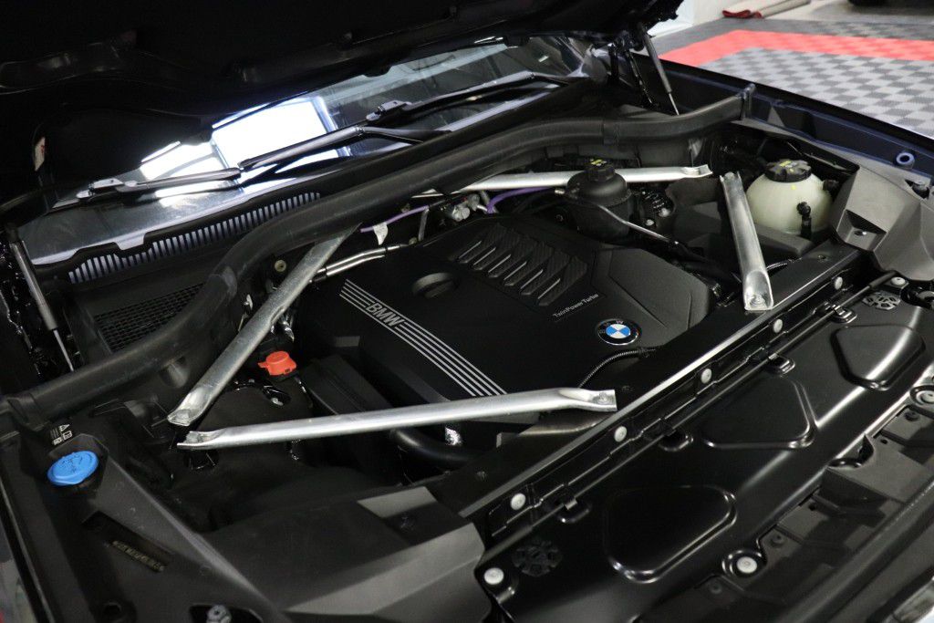Photo 90 of this BMW X7 XDRIVE40I