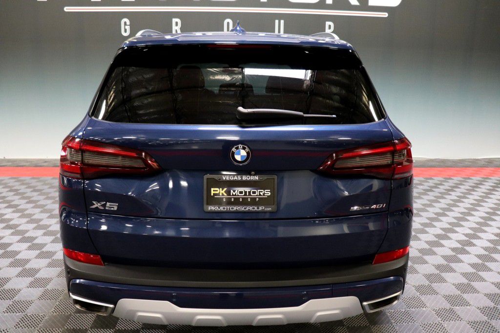 Photo 7 of this BMW X5 SDRIVE 40I